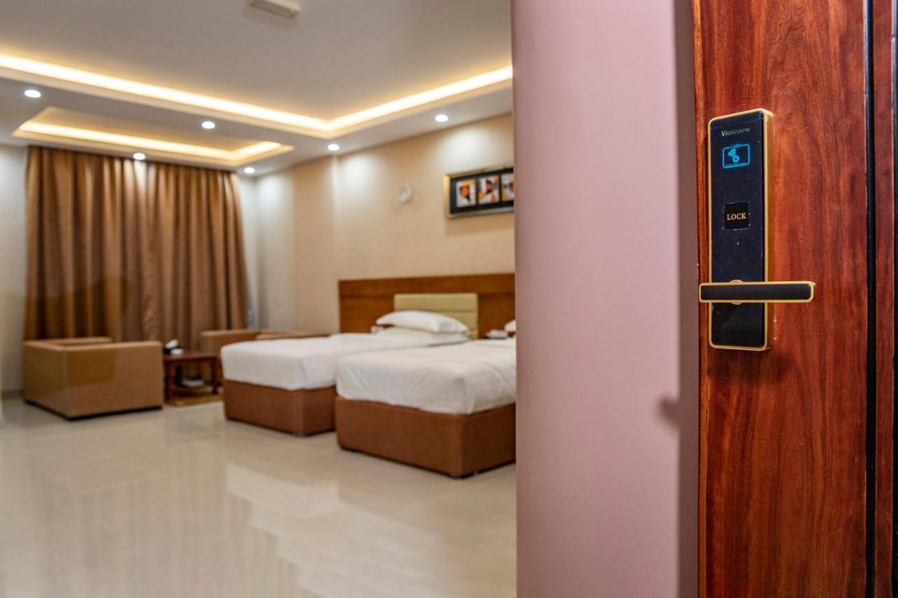 Red-5 - Al Safa Suites Salalah Eksteriør bilde