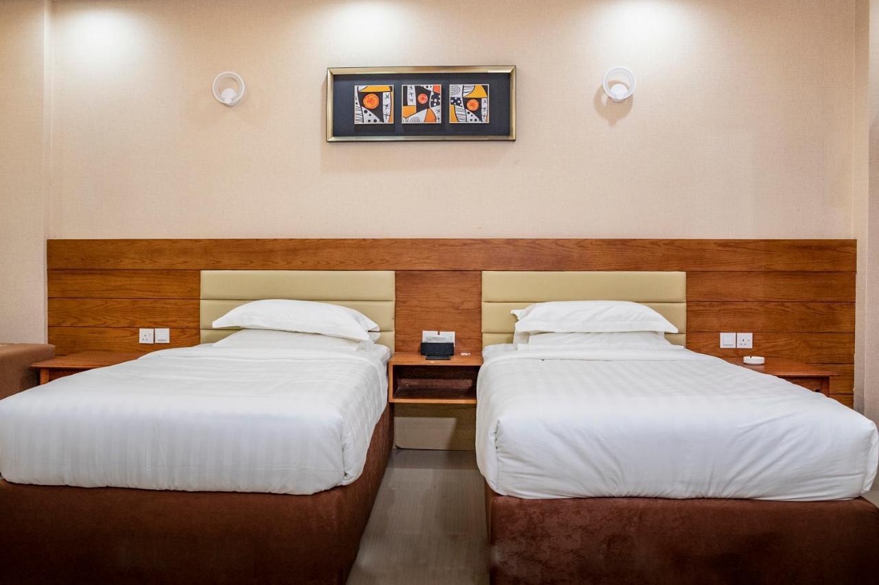 Red-5 - Al Safa Suites Salalah Eksteriør bilde